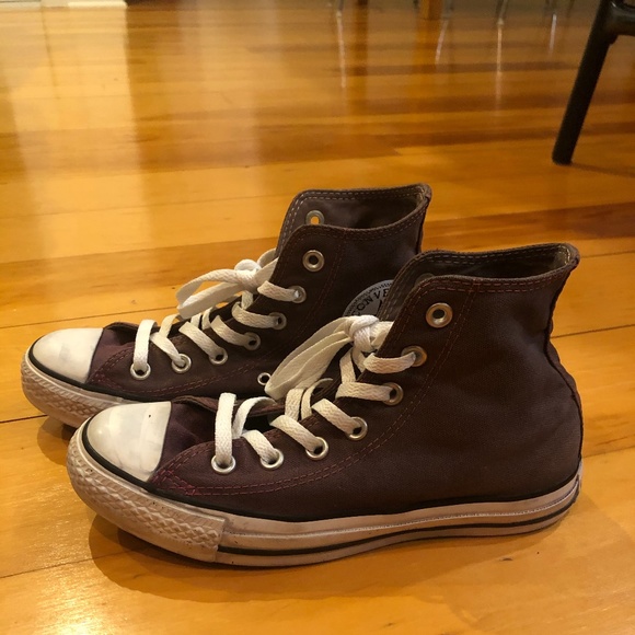 Brown converse - Picture 5 of 8